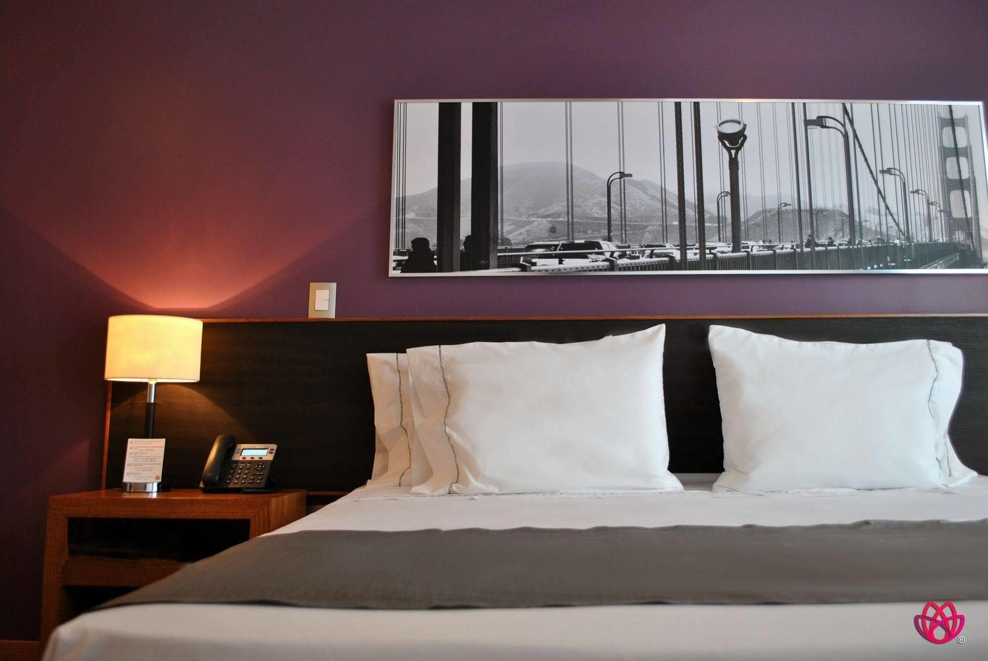 Hotel Y Tu Expo Гвадалахара Экстерьер фото